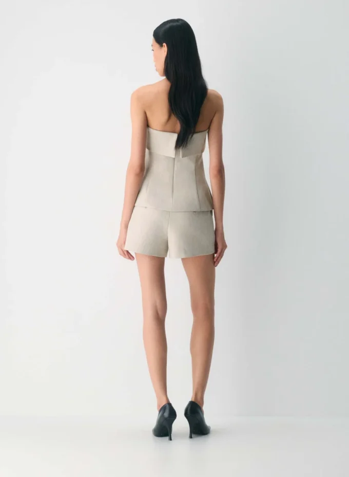Agency Mini Short – (Re)ssential