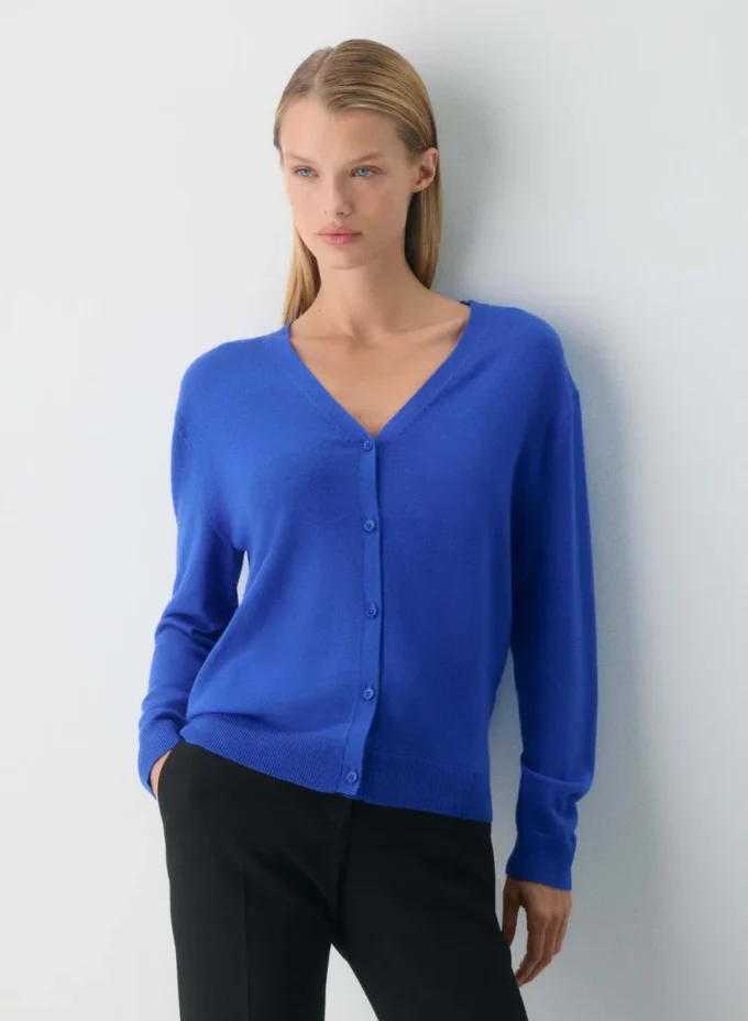 Bare Merino Wool V-neck Cardigan Bare Merino Wool V-neck Cardigan