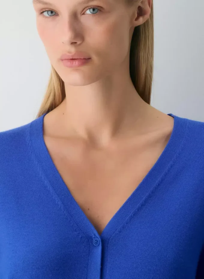 Bare Merino Wool V-neck Cardigan Bare Merino Wool V-neck Cardigan