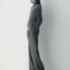 Brushed Cashmere Avslappet turtleneck Brushed Cashmere Avslappet turtleneck