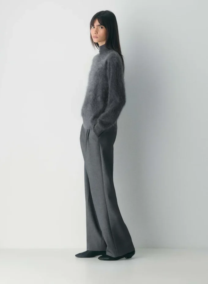 Brushed Cashmere Avslappet turtleneck Brushed Cashmere Avslappet turtleneck
