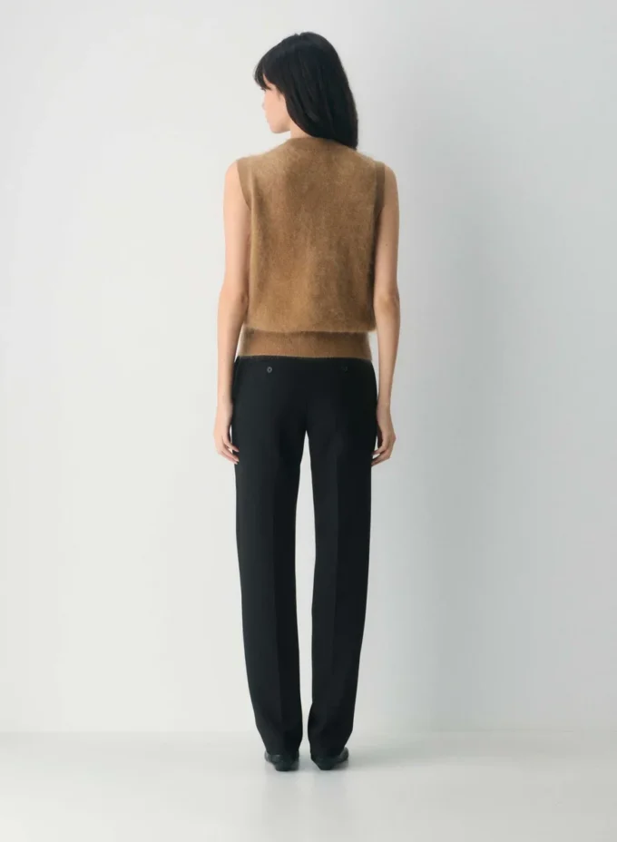 Brushed Cashmere ermeløs cardigan Brushed Cashmere ermeløs cardigan