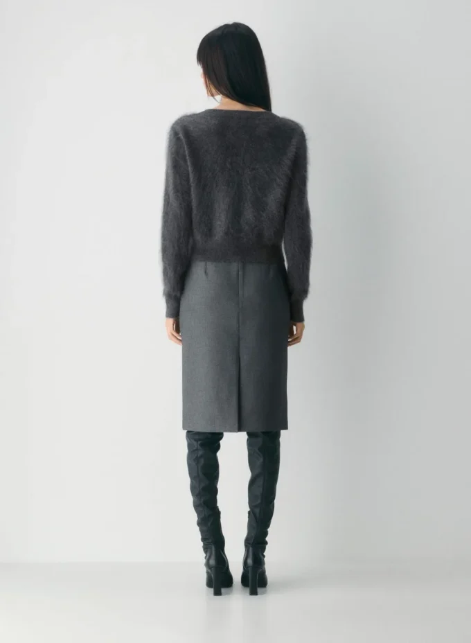 Brushed Cashmere Shrunken V-neck Sweater Brushed Cashmere Shrunken V-neck Sweater