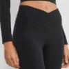 BUTTER Crossover Hi-Rise 26″ Legging