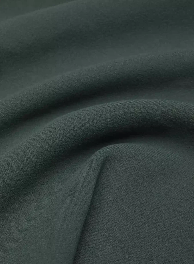 BUTTER Essential V-Neck Longsleeve