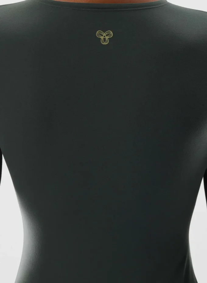 BUTTER New Essential Longsleeve