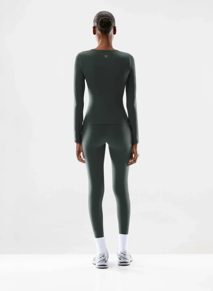 BUTTER New Essential Longsleeve