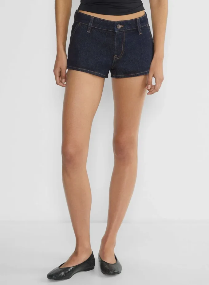 Carriage Short