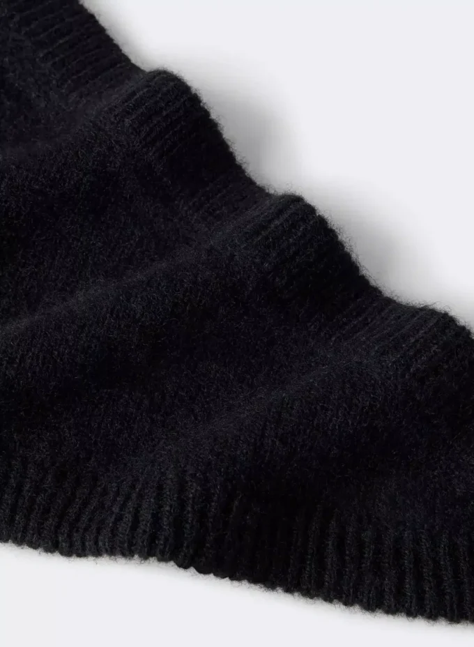 Cashmere Medium Triangle Scarf Cashmere Medium Triangle Scarf