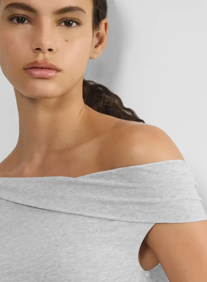 Casual Contour Ravish Top
