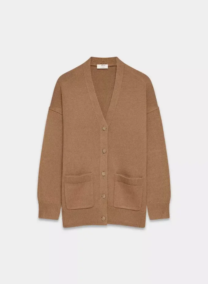 Chunky Merino Wool V-neck Cardigan Chunky Merino Wool V-neck Cardigan