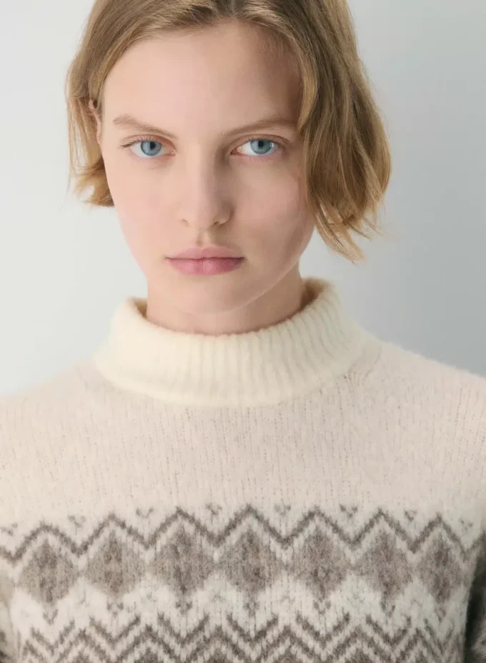 Coastline Mockneck