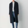 Den eneste dobbeltsidige kåpen – Luxe (Re)Wool Den eneste dobbeltsidige kåpen – Luxe (Re)Wool