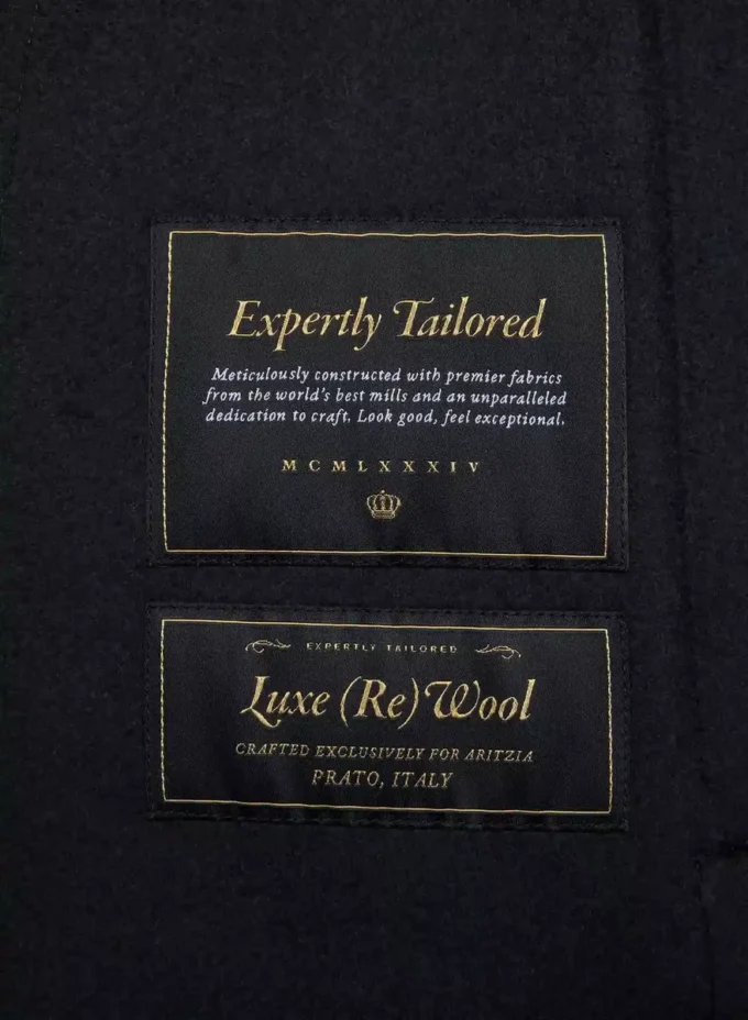 Den eneste dobbeltsidige kåpen – Luxe (Re)Wool Den eneste dobbeltsidige kåpen – Luxe (Re)Wool