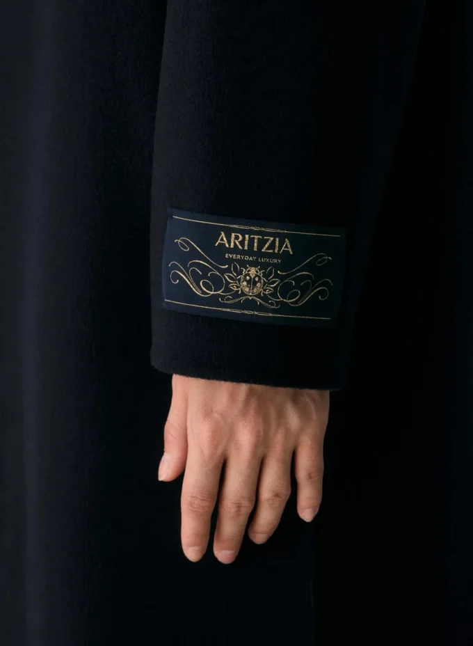 Den eneste dobbeltsidige kåpen – Luxe (Re)Wool Den eneste dobbeltsidige kåpen – Luxe (Re)Wool