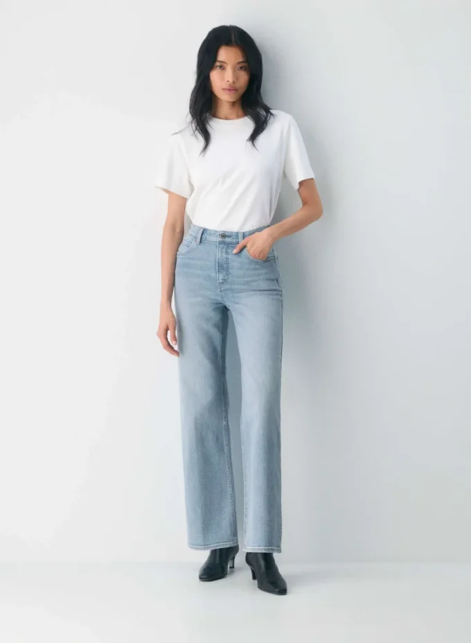 Denim Forum 90-tallet Snatched Hi-rise Wide Jean Denim Forum 90-tallet Snatched Hi-rise Wide Jean