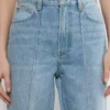 Denim Forum 90-talls skreddersydd jeans med høy midje og vid ben Denim Forum 90-talls skreddersydd jeans med høy midje og vid ben
