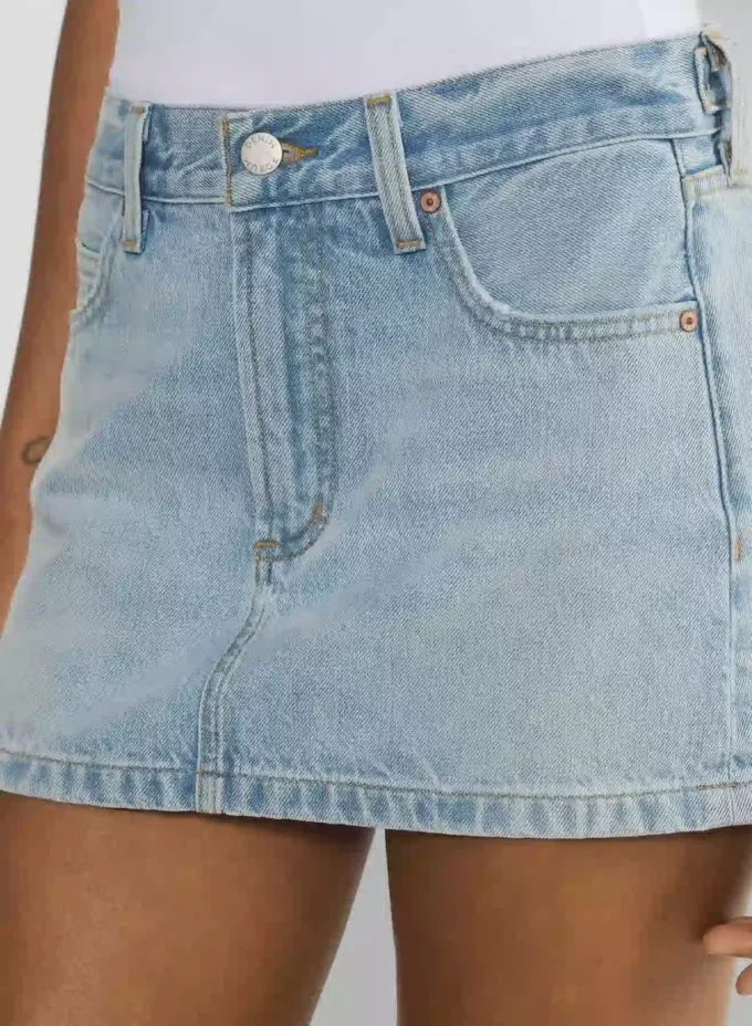 Denim Forum 90-talls vintage mikrodenimskjørt Denim Forum 90-talls vintage mikrodenimskjørt