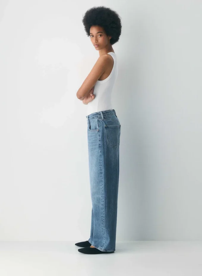 Denim Forum 90-tallsbaggy boyfriend-jeans med lav midje Denim Forum 90-tallsbaggy boyfriend-jeans med lav midje