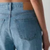 Denim Forum 90-tallsjeans med middels høy midje og løs, avsmalnende passform Denim Forum 90-tallsjeans med middels høy midje og løs, avsmalnende passform