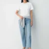 Denim Forum 90-tallsjeans med middels høy midje og løs, avsmalnende passform Denim Forum 90-tallsjeans med middels høy midje og løs, avsmalnende passform
