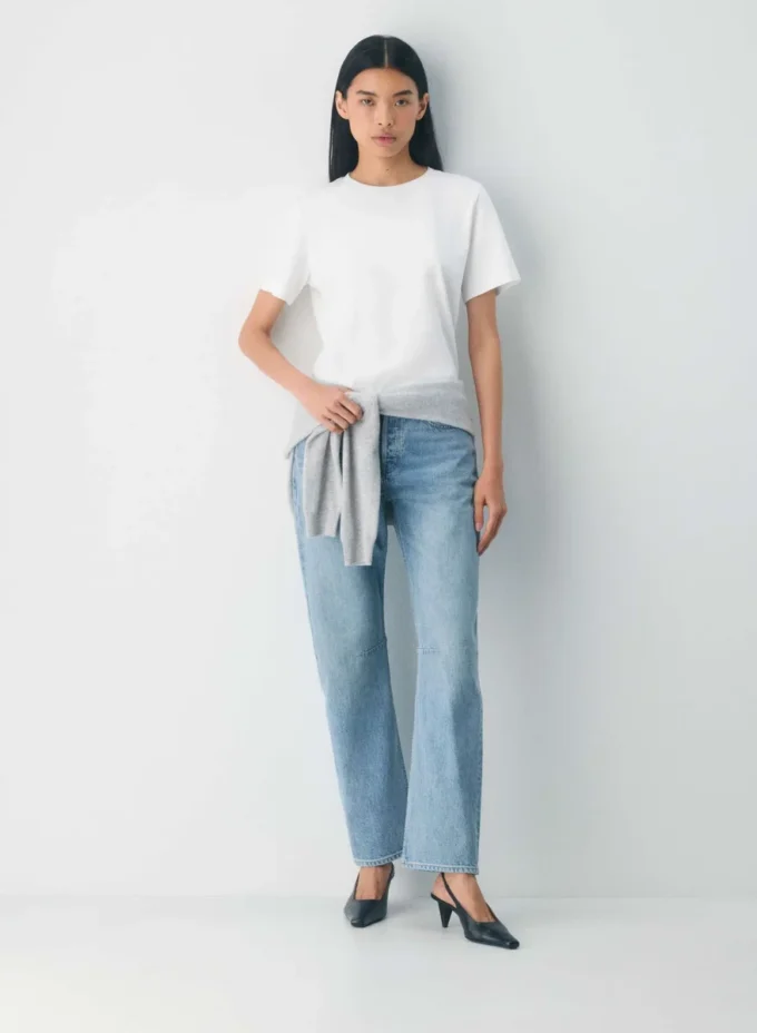 Denim Forum 90-tallsjeans med middels høy midje og løs, avsmalnende passform Denim Forum 90-tallsjeans med middels høy midje og løs, avsmalnende passform