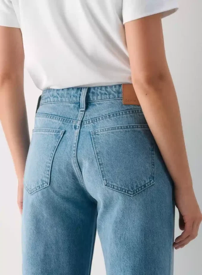 Denim Forum Iggy Curve-fit Lo-rise Baggy Jean Denim Forum Iggy Curve-fit Lo-rise Baggy Jean