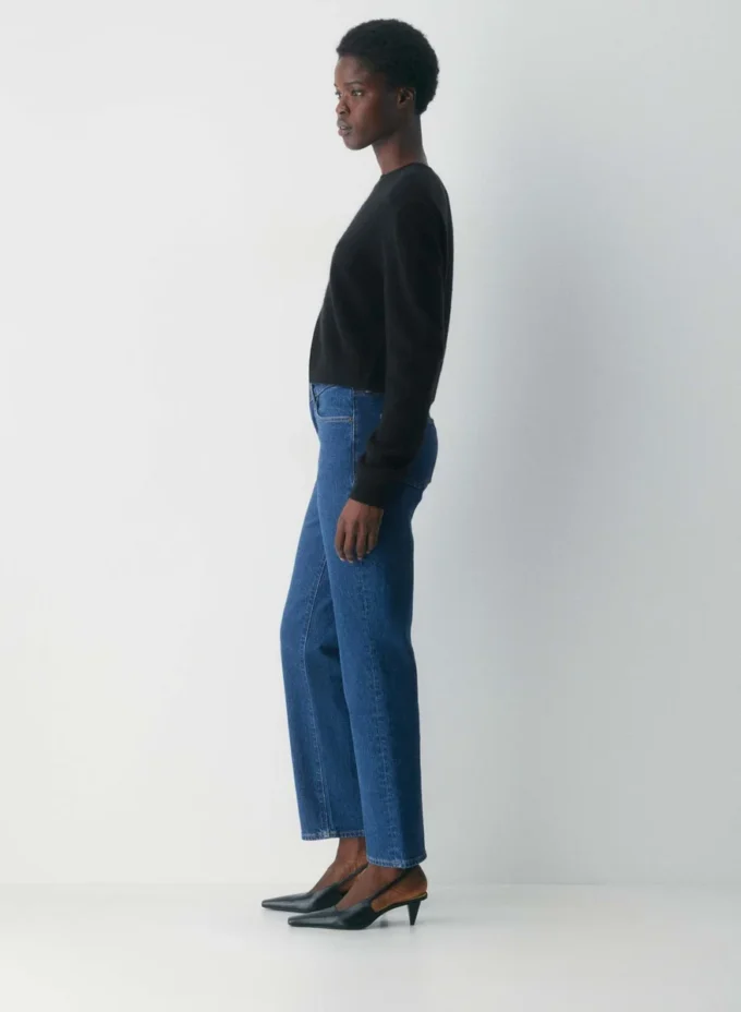 Denim Forum Uma Curve-fit Hi-rise Straight Jean