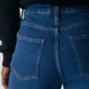 Denim Forum Uma Curve-fit Hi-rise Straight Jean