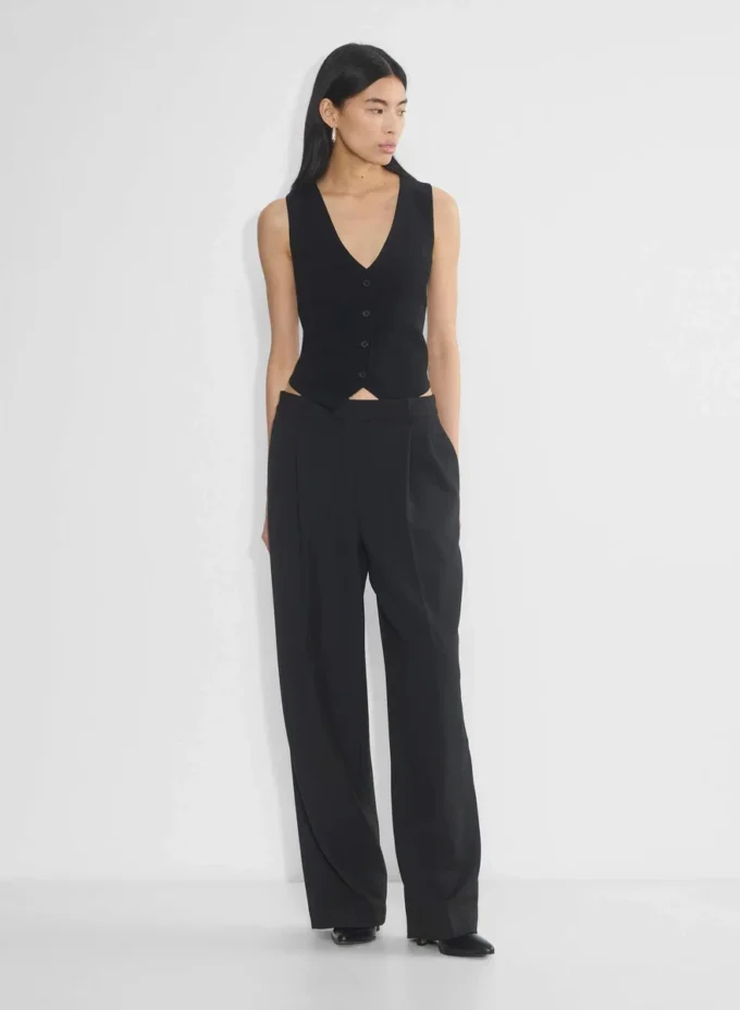 Deniro Vest – Mirror Crepe™ Deniro Vest – Mirror Crepe™