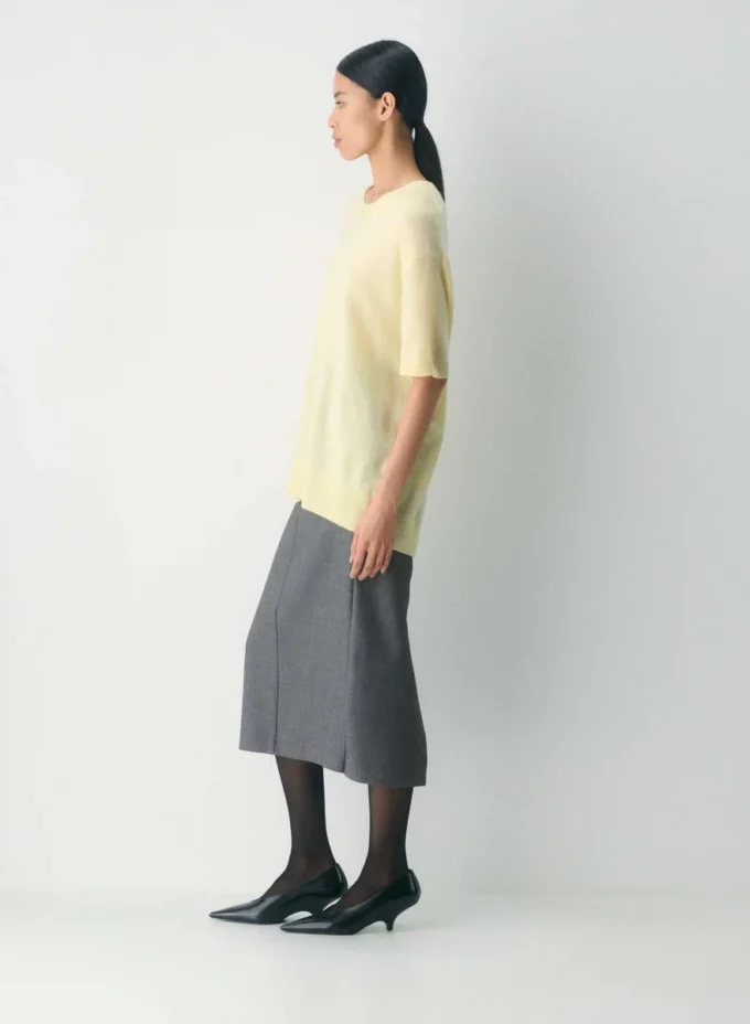 Feather Cashmere Avslappet genser med korte ermer