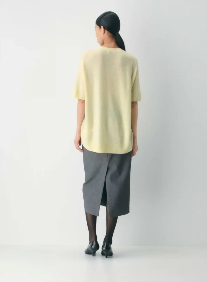 Feather Cashmere Avslappet genser med korte ermer