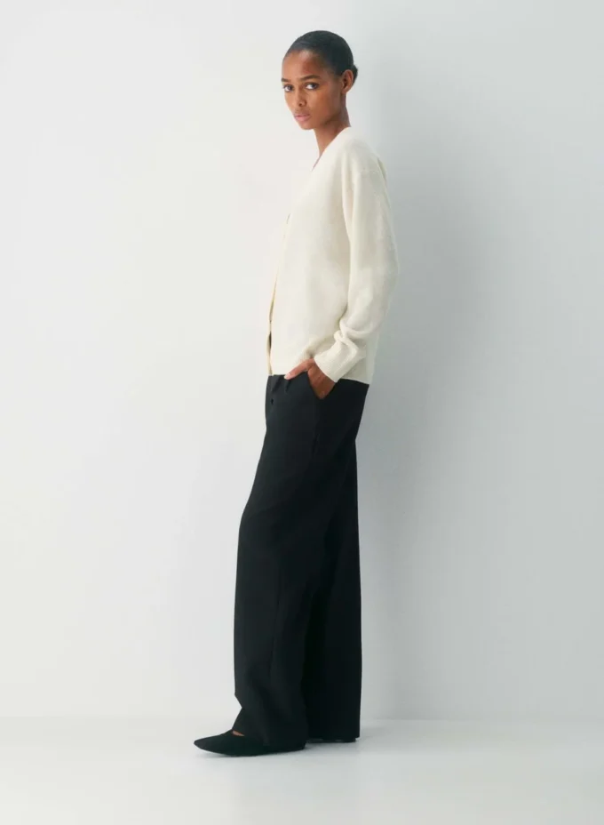 Feather Cashmere Avslappet V-hals cardigan