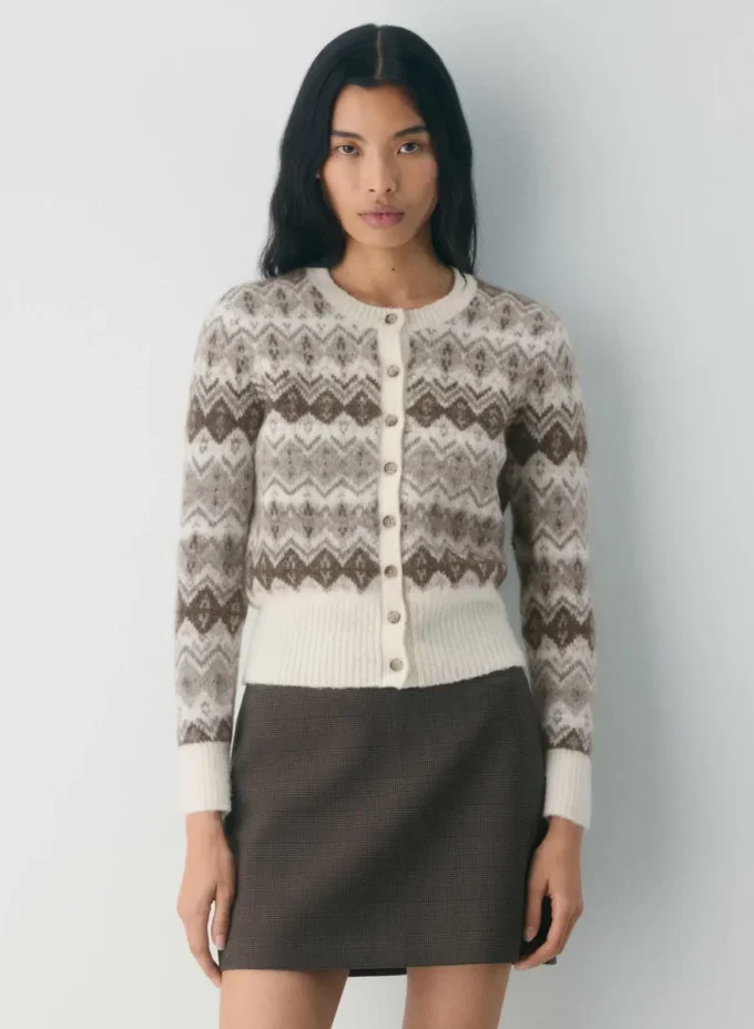 Hals Cardigan