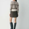 Hals Cardigan