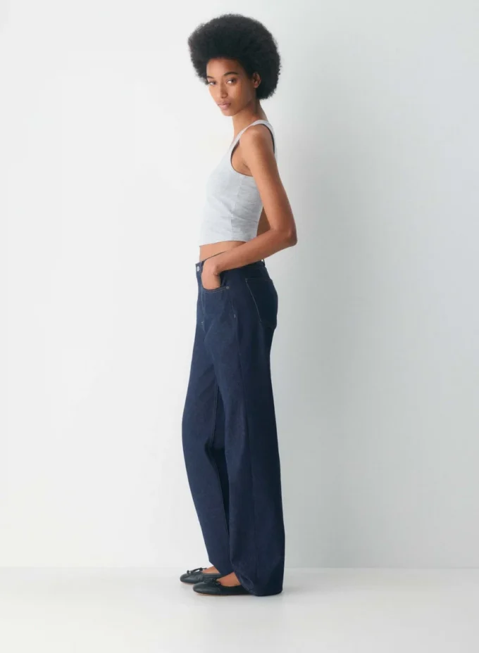 HomeStretch™ Smooth Squareneck Waist Tank