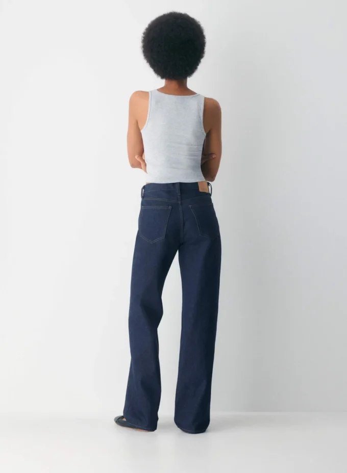 HomeStretch™ Smooth Squareneck Waist Tank