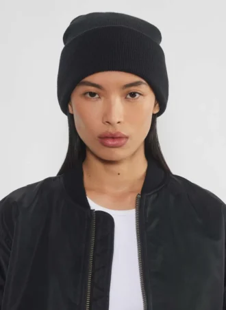 Høy beanie med mansjett