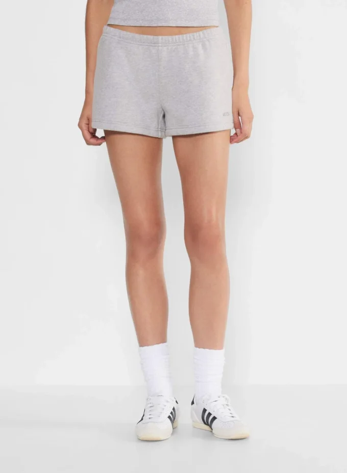 Koselig sweatfleece Boyfriend Lo-rise Mini Short