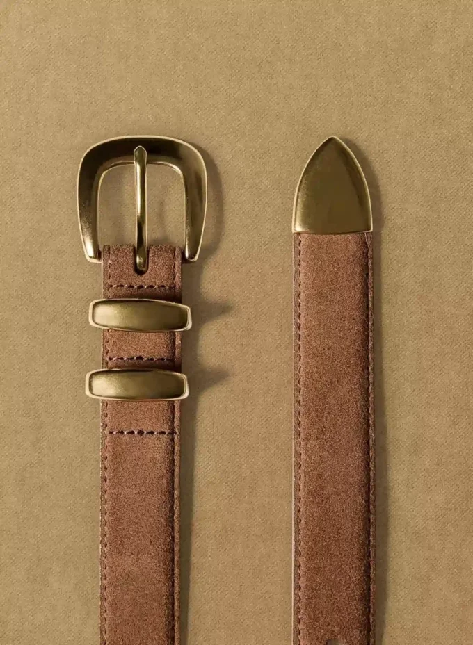 Legendarisk solid messingbelte i semsket skinn