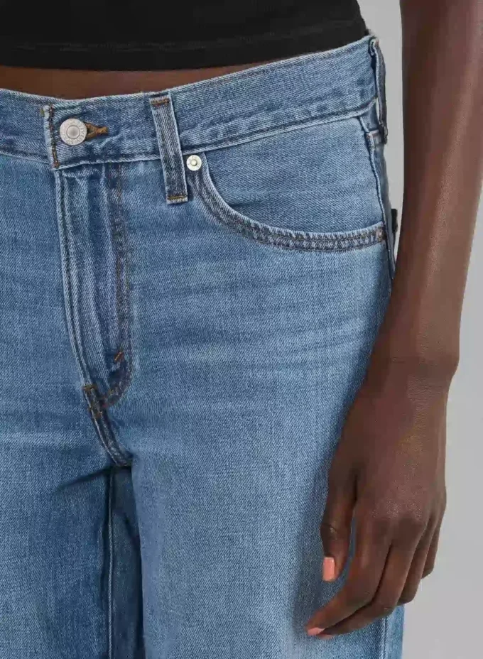 Levi’s Baggy Dad Jean