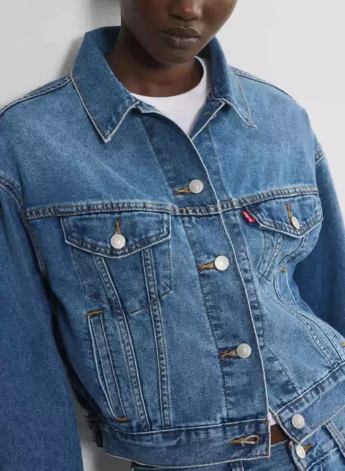 Levi’s Shrunken ’90s Trucker Jacket