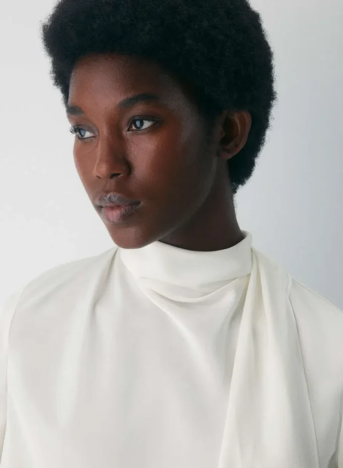 Macintosh satengbluse