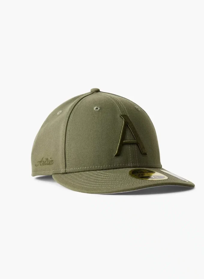 New Era X Aritzia 59FIFTY-hatt