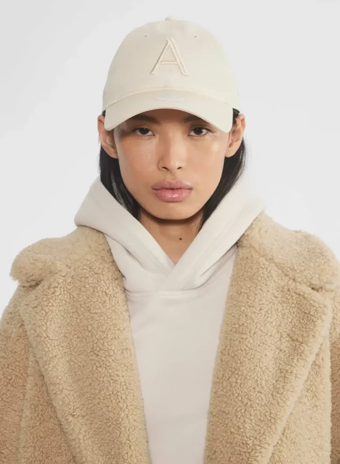 New Era x Aritzia 9TWENTY-hatt