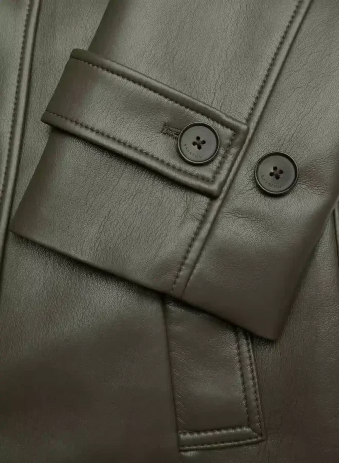 New Tabloid trenchcoat – Unreal Leather New Tabloid trenchcoat – Unreal Leather