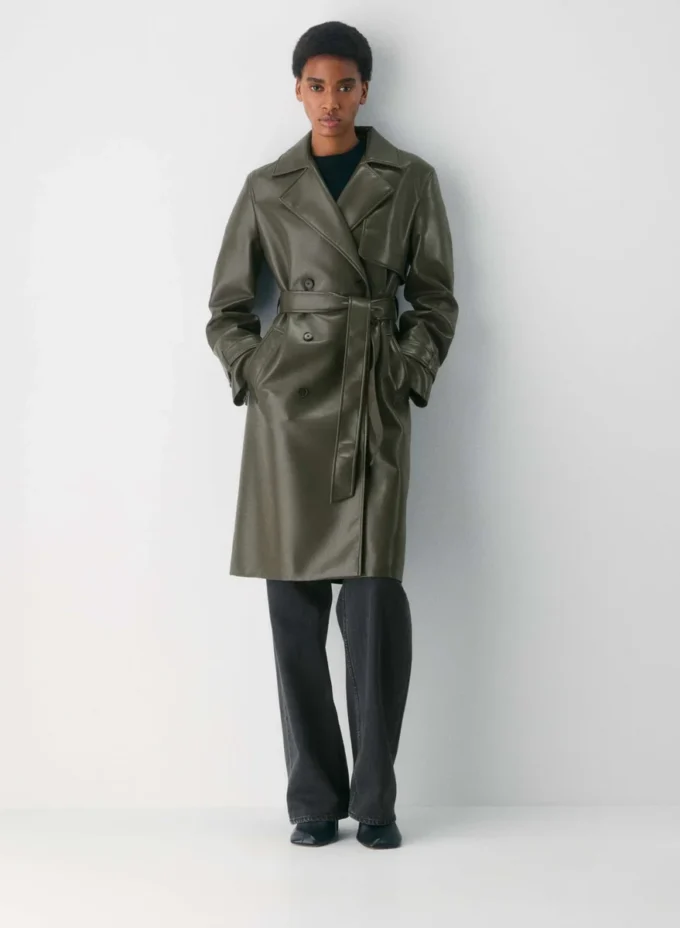 New Tabloid trenchcoat – Unreal Leather New Tabloid trenchcoat – Unreal Leather