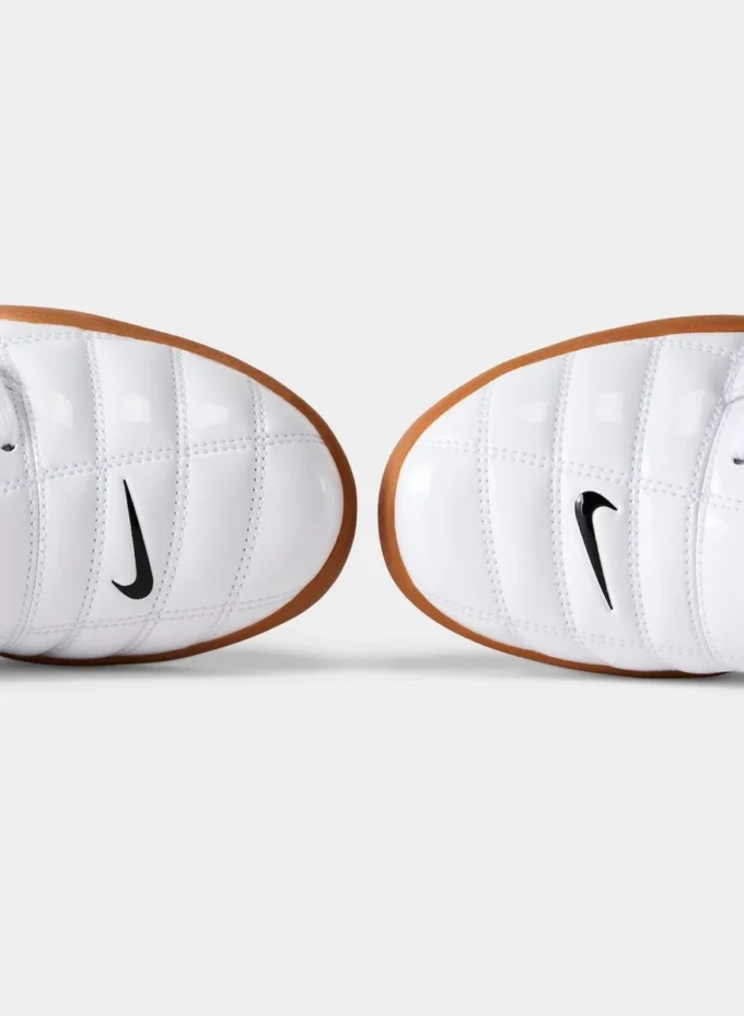 Nike T90