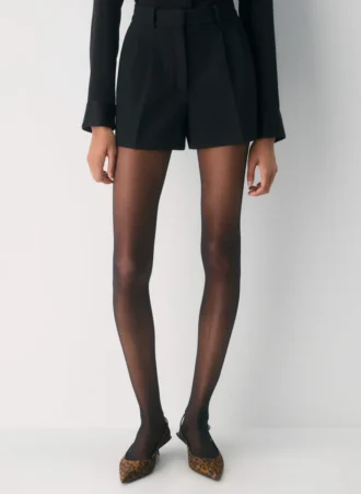 Plisserte minishorts – (Re)ssential