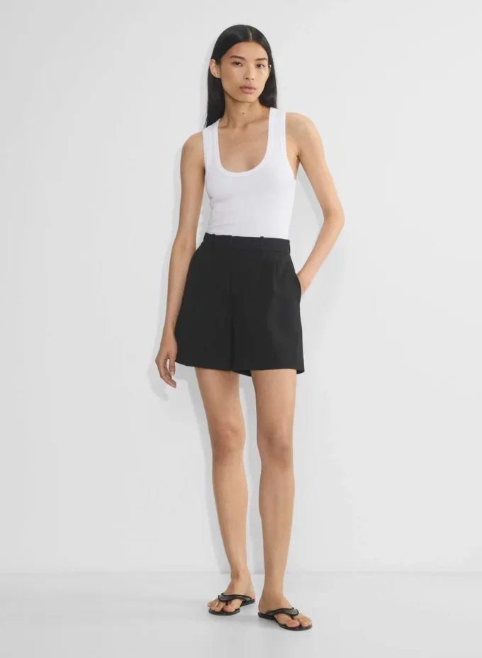 Plisserte shorts til midt på låret Plisserte shorts til midt på låret